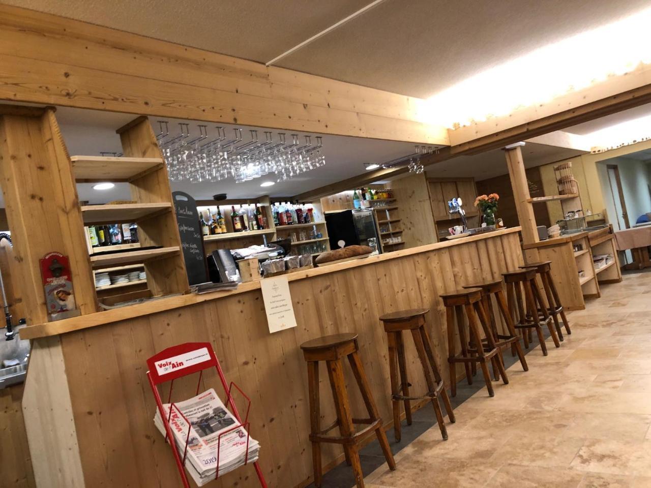 Le Relais Nordique Hotell Giron Eksteriør bilde